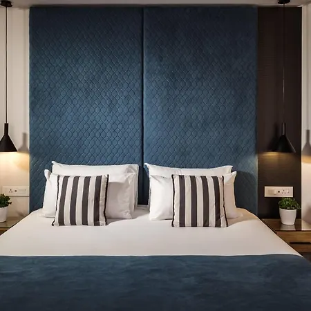 Urban By Neu Collective