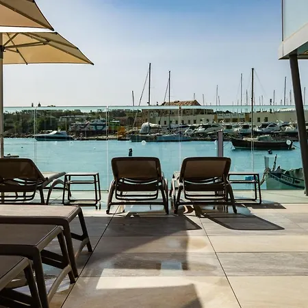 Urban By Neu Collective Hotel Gzira