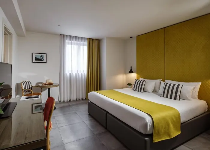 Urban By Neu Collective Hotel