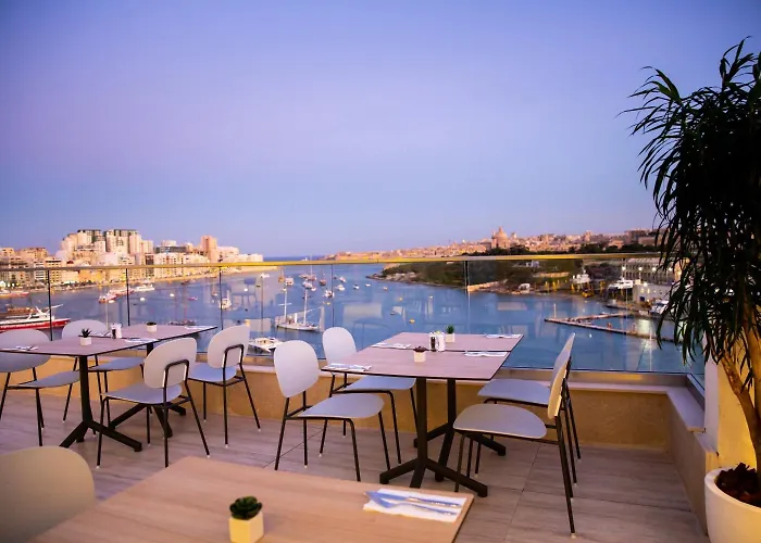 Отель Urban By Neu Collective 3*