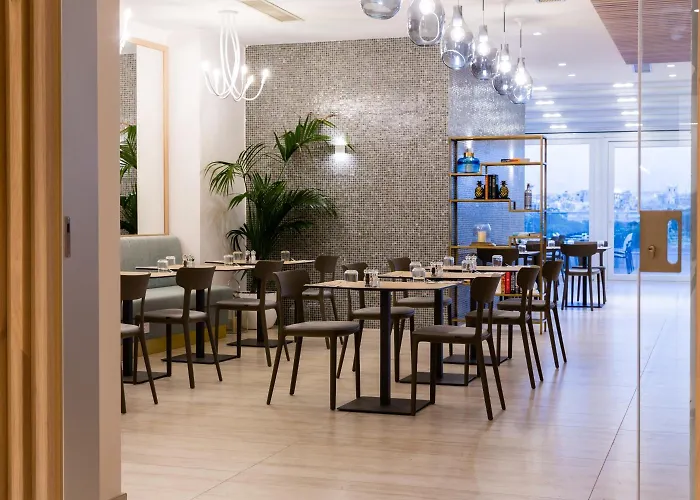 Urban By Neu Collective Hotel Gzira